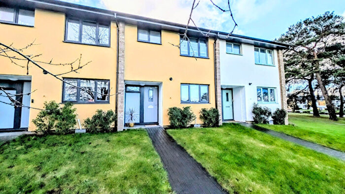 3 Bedroom Terraced House For Sale In Essex Close, Bordon, Hampshire, GU35