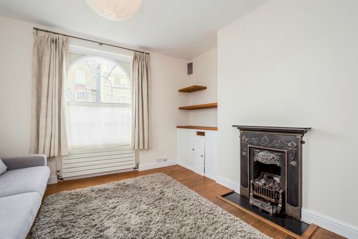 2 Bedroom Flat To Rent In Barnsbury Road, London, N1