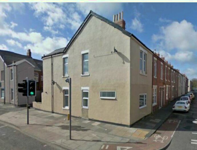 2 Bedroom Flat To Rent In Renwick Road, Blyth, Northumberland, NE24