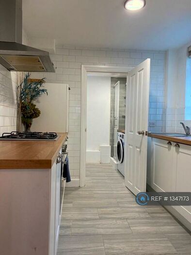 3 Bedroom Terraced House To Rent In Boxley Street, London, E16