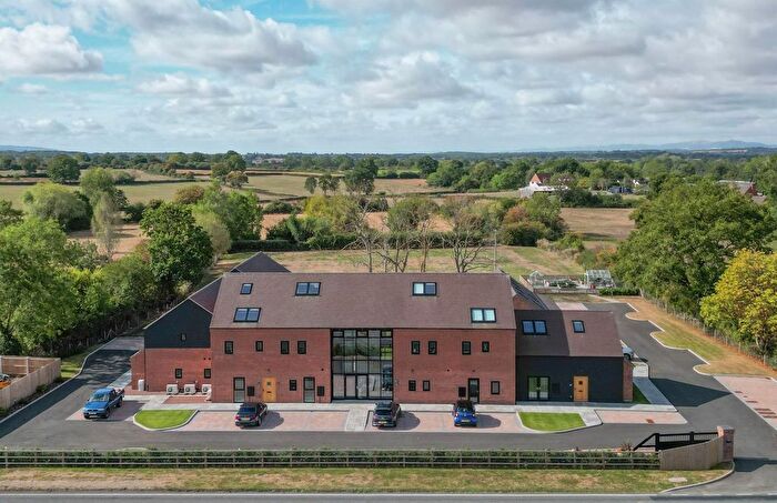 2 Bedroom Flat For Sale In Droitwich Road, Bradley Green, B96