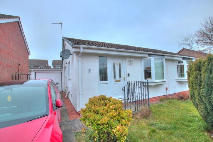 2 Bedroom Bungalow To Rent In Sage Close, Lemington Rise, Newcastle Upon Tyne, NE15