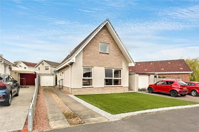 4 Bedroom Bungalow For Sale In Lade Braes, Dalgety Bay, Dunfermline, Fife, KY11