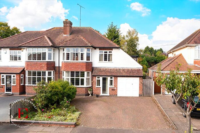 4 Bedroom Semi-Detached House For Sale In Orchard Crescent, Stivichall, CV3