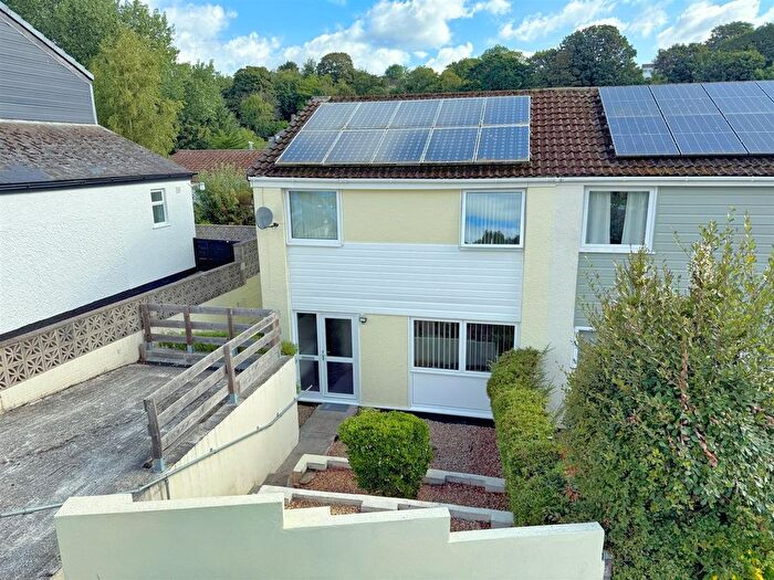 3 Bedroom Semi Detached House For Sale In The Causeway, Falmouth, TR11