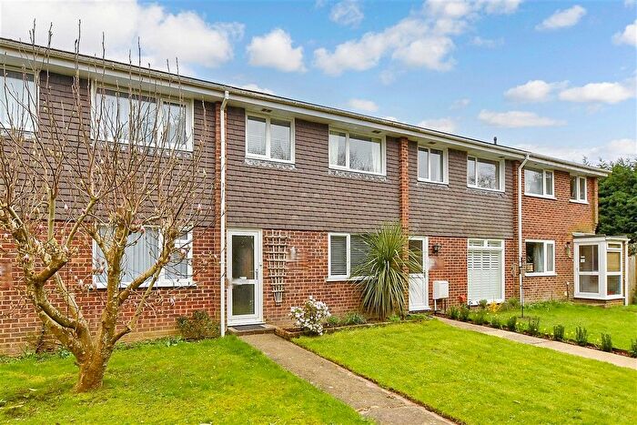 3 Bedroom Terraced House For Sale In Glebelands, Pulborough, West Sussex, RH20