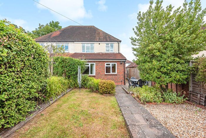 4 Bedroom Semi Detached House To Rent In Aldershot Road, Guildford, GU2