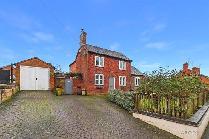 3 Bedroom Detached House For Sale In Balance Hill, Uttoxeter, Staffordshire, ST14