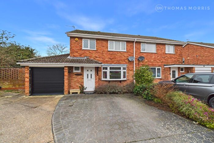 3 Bedroom Semi-Detached House For Sale In Thorndown Close, St. Ives, Cambridgeshire, PE27