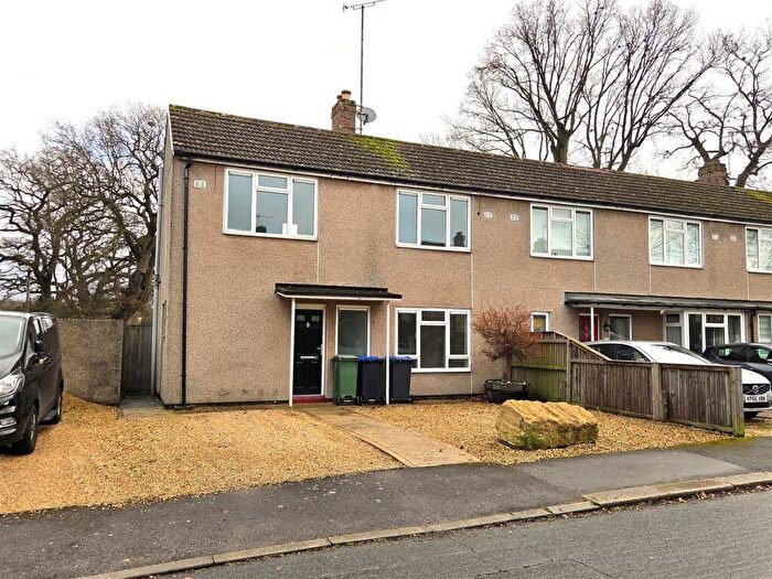 2 Bedroom Semi Detached House For Sale In Heathfield, Chippenham, SN15