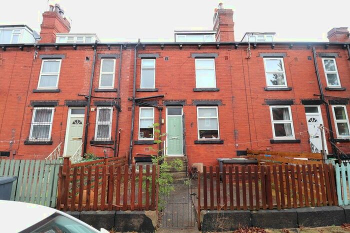 2 Bedroom Terraced House To Rent In Park Mount, Armley, Leeds, LS12