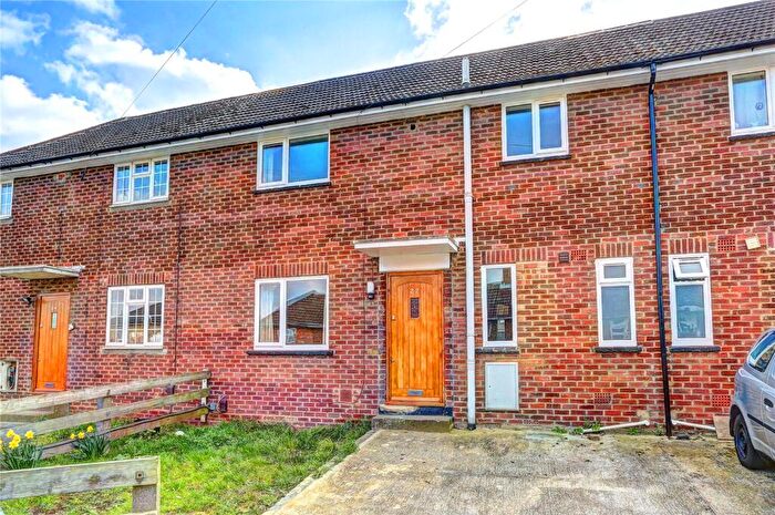 6 Bedroom Terraced House To Rent In Addison Gardens, Surbiton, KT5