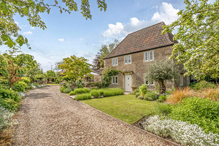 3 Bedroom Detached House For Sale In Parkers Lane, Kington Langley, SN15