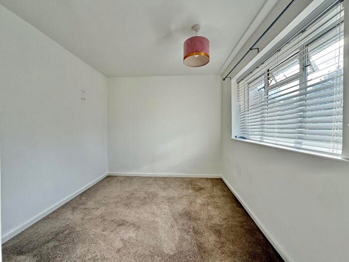 3 Bedroom End Of Terrace House For Sale In Higher Barley Mount, Exeter, EX4