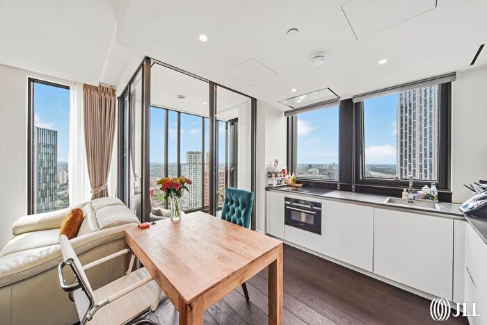 2 Bedroom Flat To Rent In Damac Tower, London, SW8