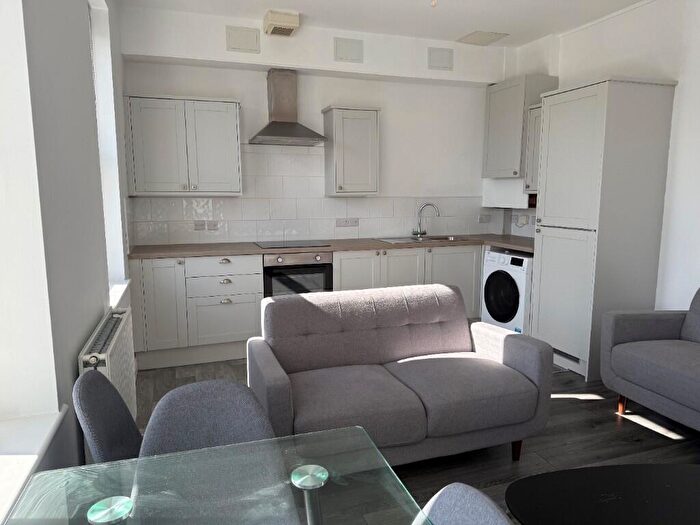 2 Bedroom Apartment To Rent In Arch View Crescent, Liverpool, Merseyside, L1
