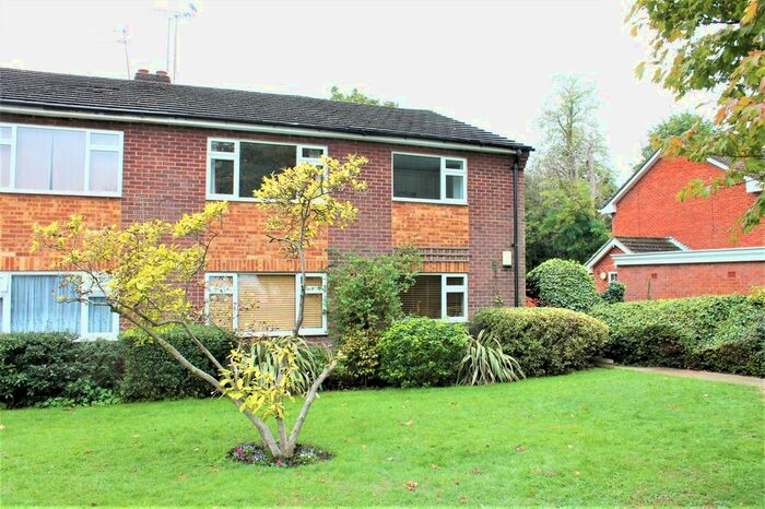 Studio To Rent In Broadfield Court, Bushey Heath, Bushey, WD23