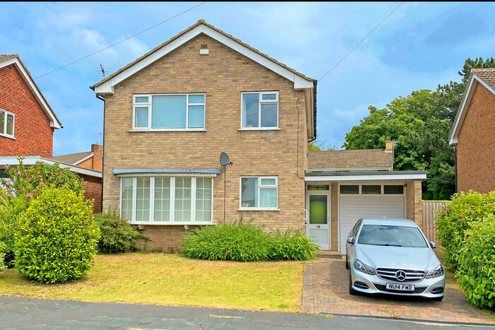 3 Bedroom Detached House To Rent In Mallinson Oval, Harrogate, HG2