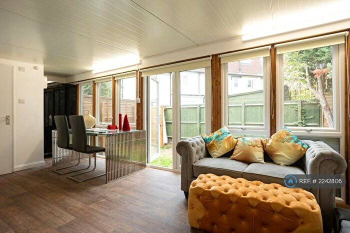 Studio To Rent In Milton Road, Cambridge, CB4