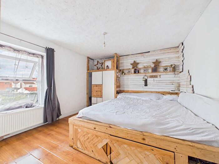 2 Bedroom End Of Terrace House For Sale In Pleasant Road, Bristol, BS16