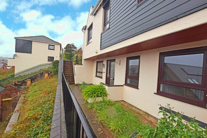 2 Bedroom Apartment To Rent In Exeter, Devon, EX4