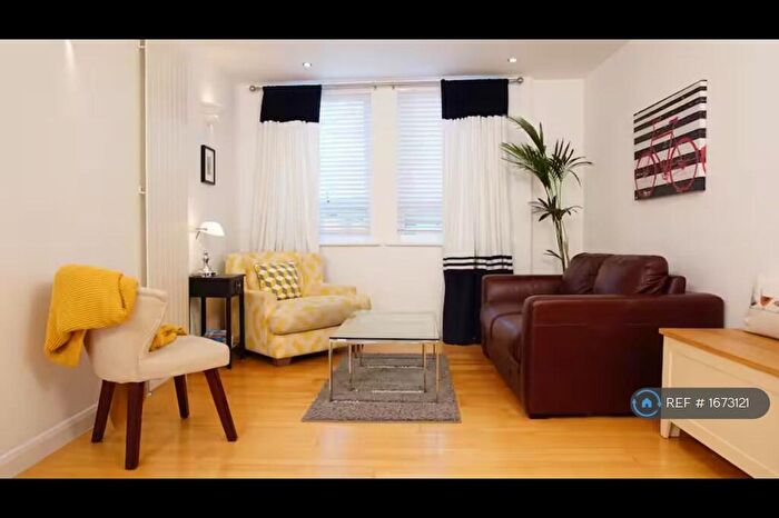 2 Bedroom Flat To Rent In Royal Mint Street, London, E1