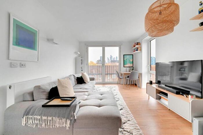 1 Bedroom Flat For Sale In Juxon Street, London, SE11