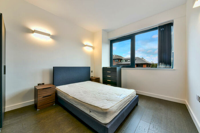 2 Bedroom Apartment To Rent In Abbott House, Griffiths Way, St Albans, AL1