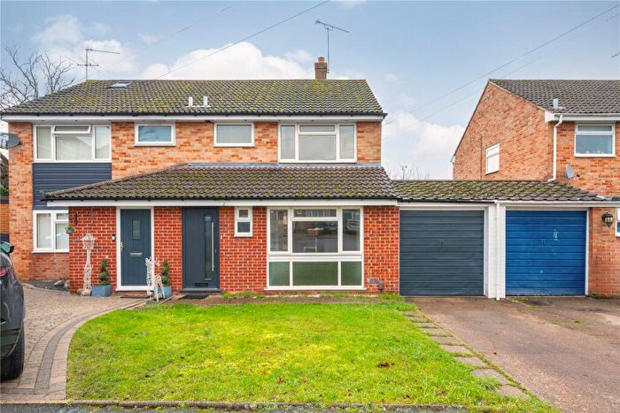 3 Bedroom Semi Detached House For Sale In Avon Close, Addlestone, Surrey, KT15
