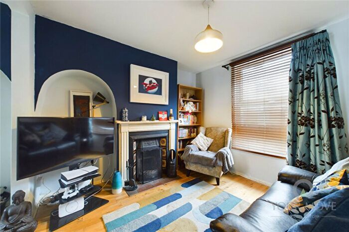 2 Bedroom Terraced House For Sale In Alexandra Road, Abington, Northampton, West Northamptonshire, NN1