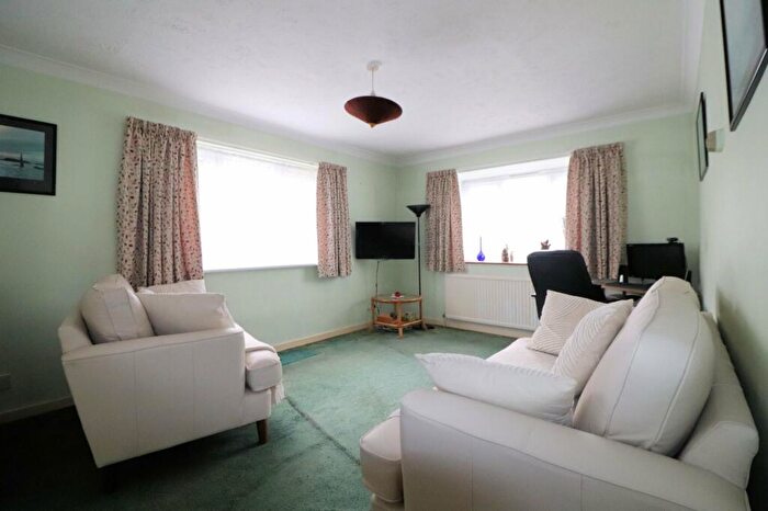 1 Bedroom Flat For Sale In Knights Court, The Nursery, Erith, DA8