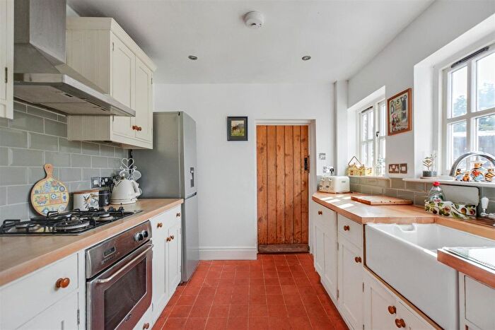2 Bedroom Cottage For Sale In Woodpecker Hill, Dale Abbey, DE7