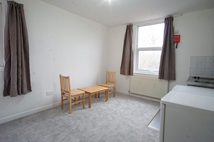 1 Bedroom Studio To Rent In Cricklewood Broadway, London, NW2