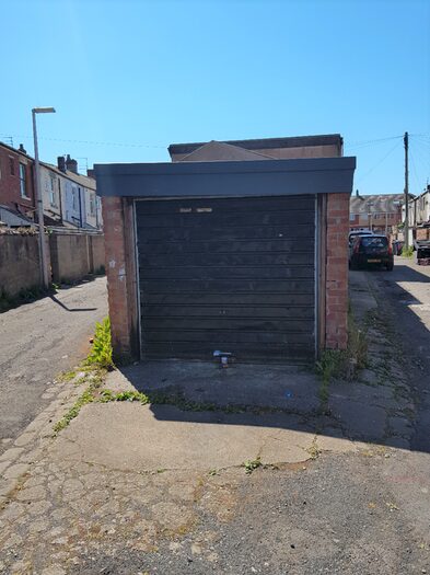 Garage / Parking To Rent In Enfield Road, Blackpool, FY1