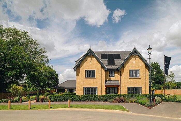 5 Bedroom Detached House For Sale In Hayfield Lodge, Over, Cambridge, CB24