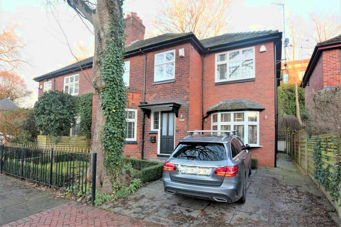 4 Bedroom Semi-Detached House To Rent In Kingston Road, Didsbury, M20