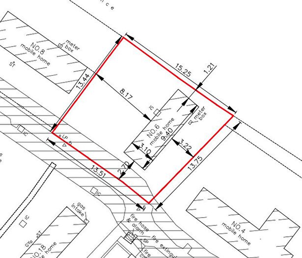 2 Bedroom Park Home For Sale In Peters Avenue, St. Albans, AL2