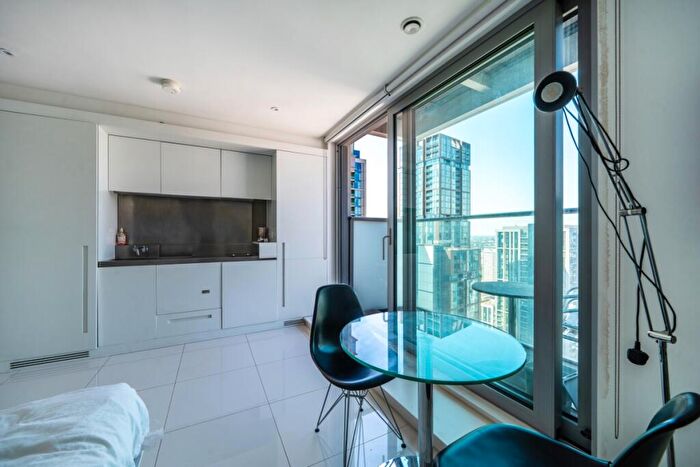 Flat For Sale In Pan Peninsula Square London, E14