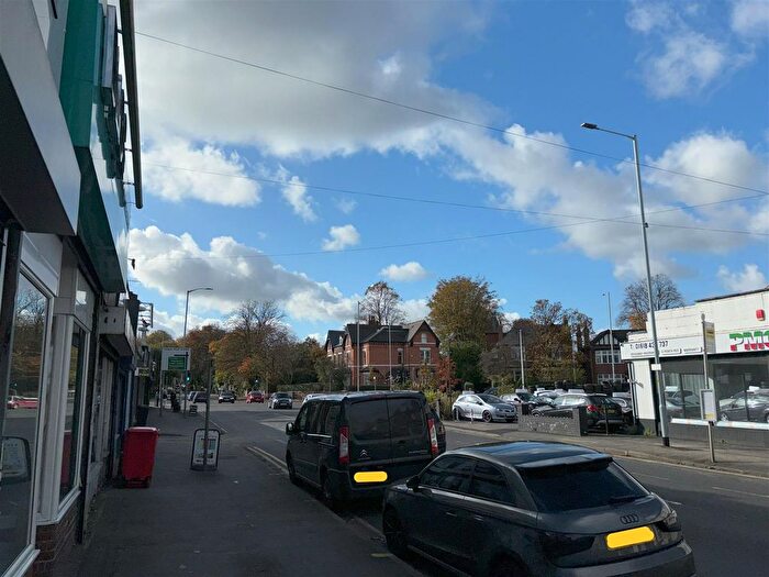 2 Bedroom Flat To Rent In School Lane, Stockport, SK4