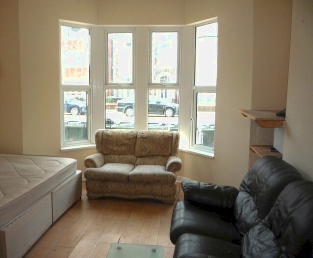 Studio To Rent In Neville Street, Cardiff, CF11