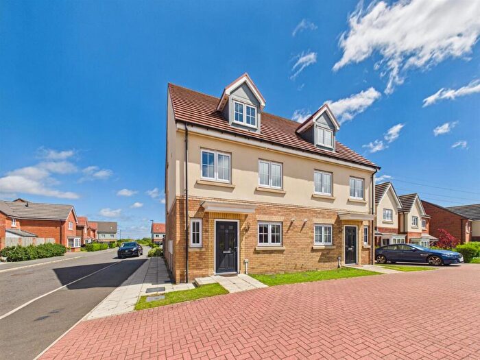 4 Bedroom Semi-Detached House For Sale In Hotspur North, Backworth, NE27