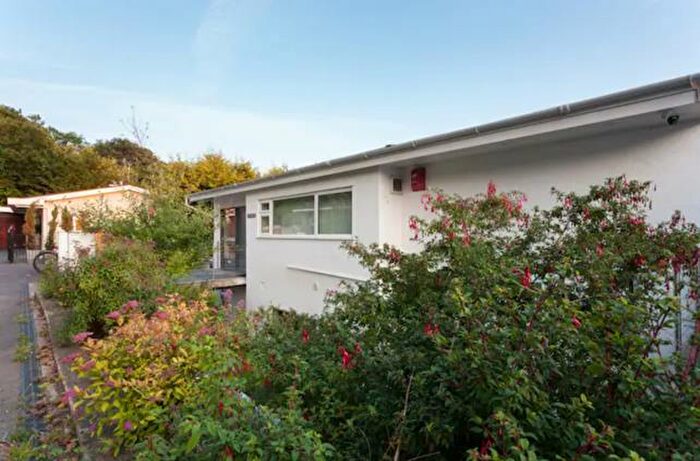 2 Bedroom Flat To Rent In Knoll Hill, Bristol, BS9