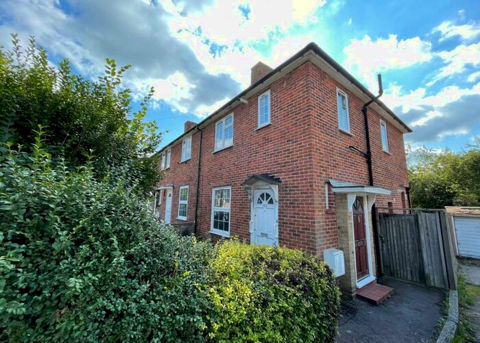 1 Bedroom Maisonette To Rent In Abbotsbury Road, Morden, SM4