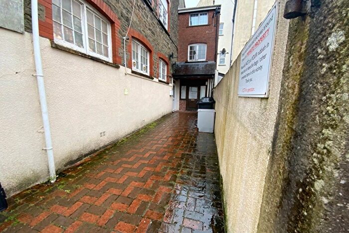 1 Bedroom Flat To Rent In North Street, Tavistock, PL19