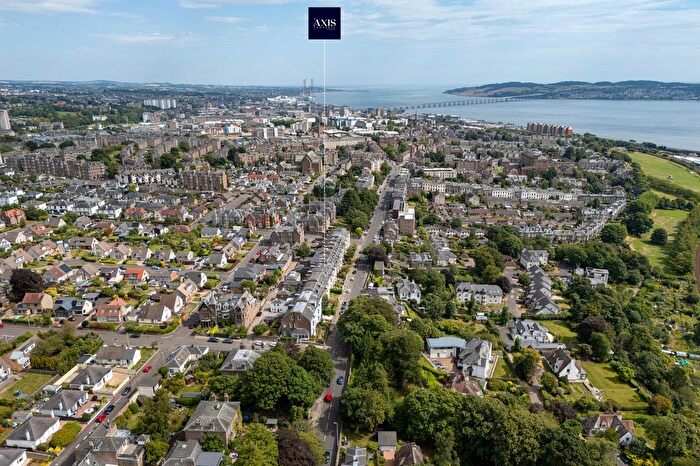 2 Bedroom Flat For Sale In Perth Road, Dundee, DD2