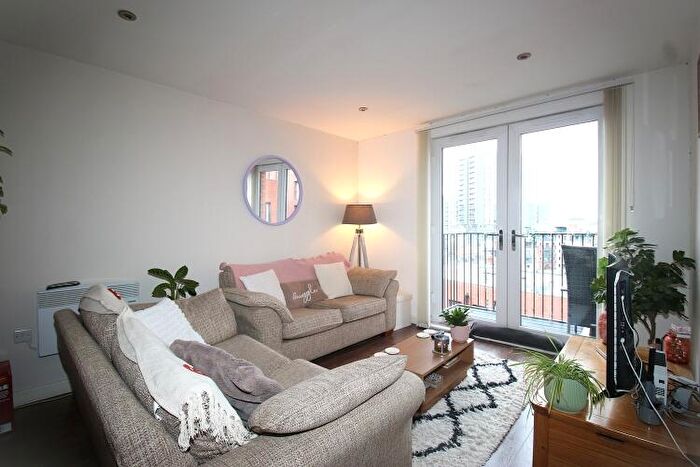 3 Bedroom Apartment For Sale In Block C Alto, Sillavan Way Salford, M3
