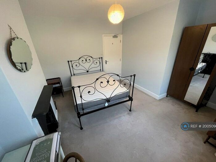 4 Bedroom Terraced House To Rent In Brook Road, Bath, BA2