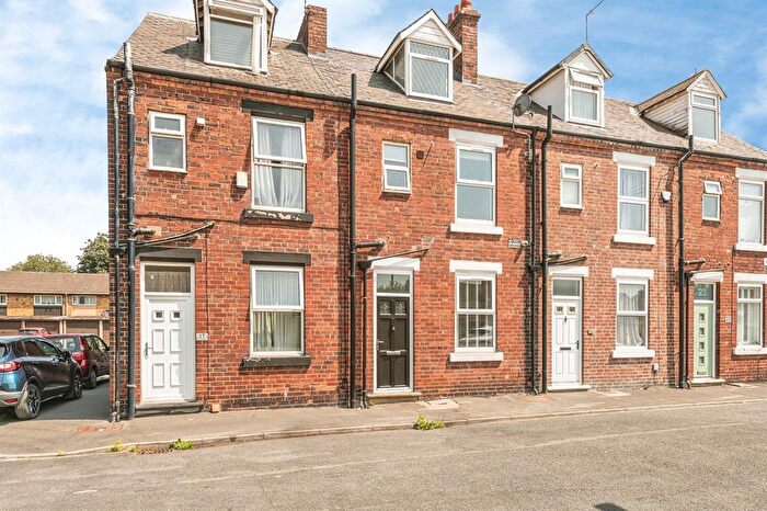 2 Bedroom Terraced House For Sale In Jessop Street, Wakefield, WF2