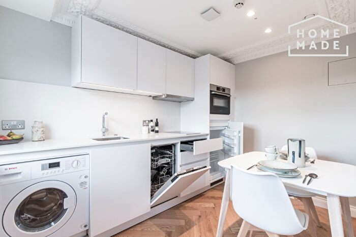 Studio To Rent In West Cromwell Road, SW5