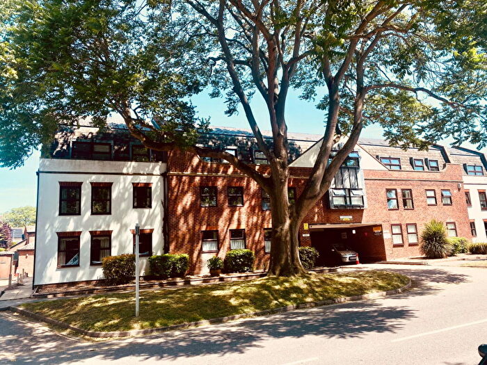 1 Bedroom Flat For Sale In High Street, Baldock, SG7